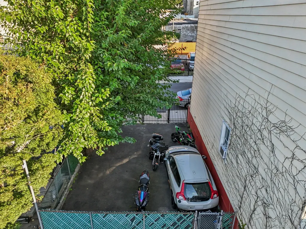 143 Oliver Avenue Yonkers NY 10701