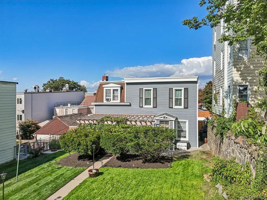 143 Oliver Avenue Yonkers NY 10701