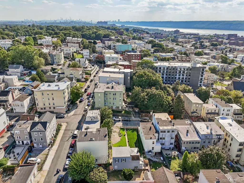 143 Oliver Avenue Yonkers NY 10701