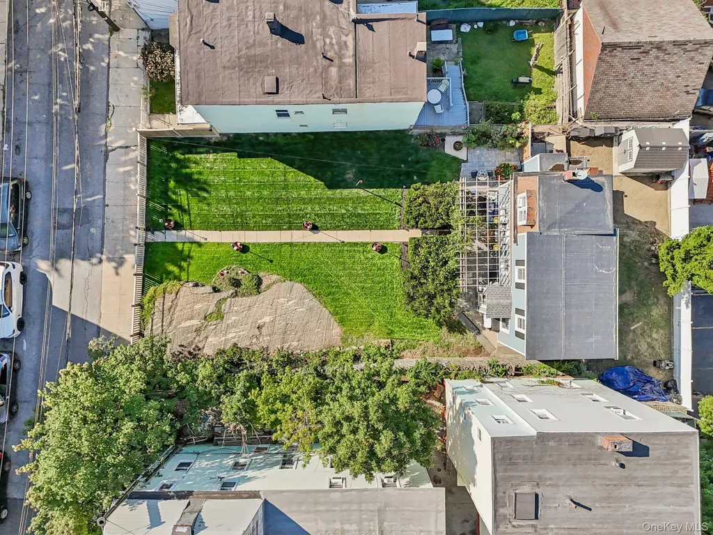 143 Oliver Avenue Yonkers NY 10701