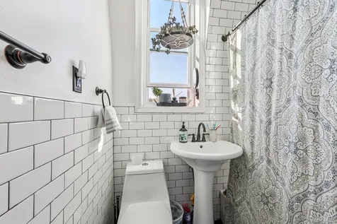 143 Oliver Avenue Yonkers NY 10701