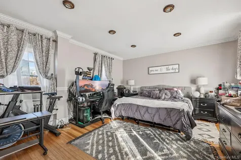 143 Oliver Avenue Yonkers NY 10701