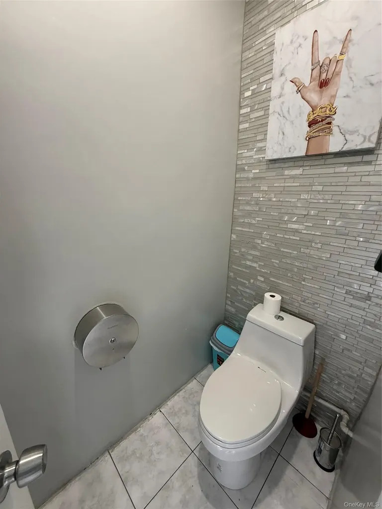 6073 Fresh Pond Road Maspeth NY 11378