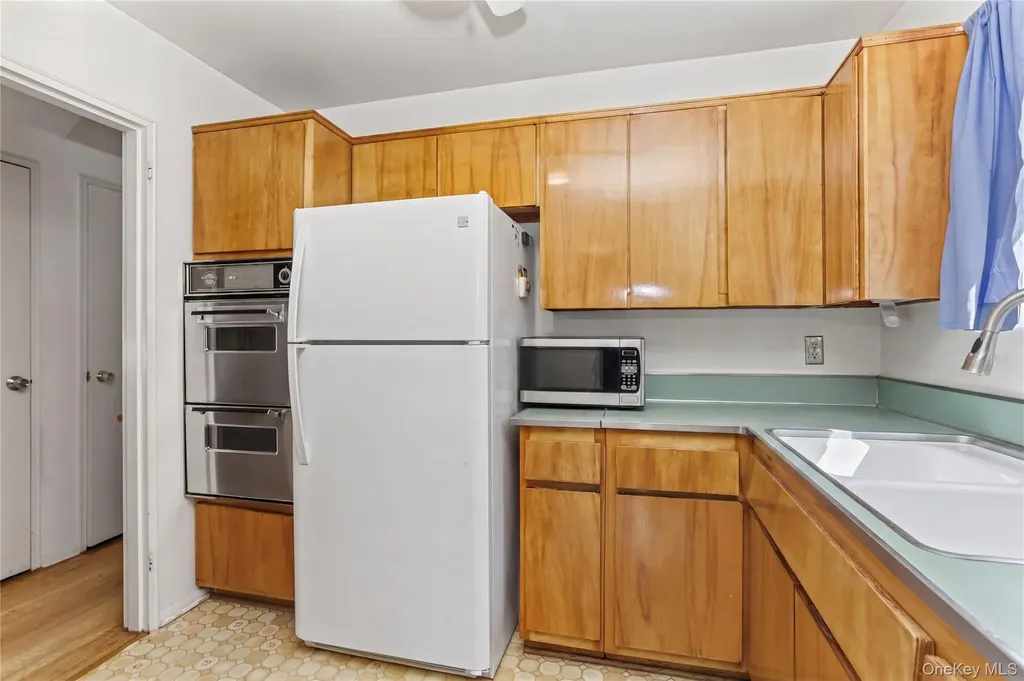 42 Lee Avenue Ossining NY 10562