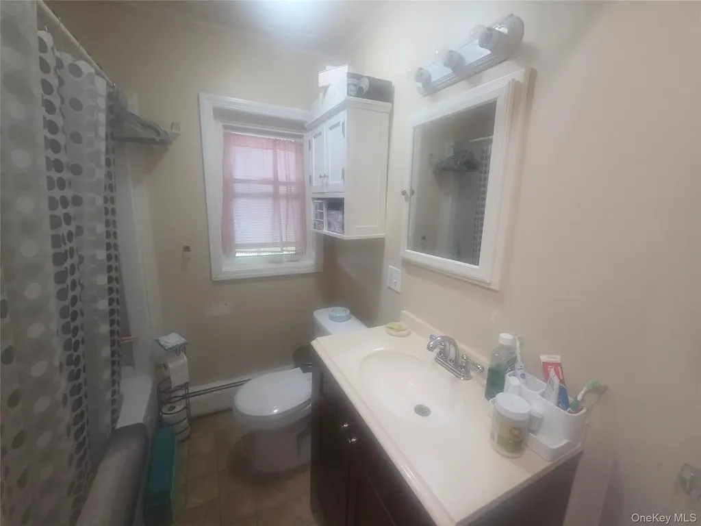 345 Boulder Street Ronkonkoma NY 11779