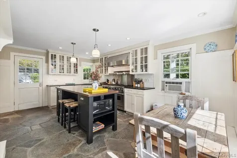 608 Farmers Mills Road Carmel NY 10512