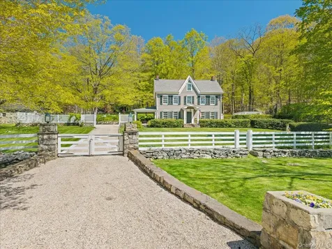 608 Farmers Mills Road Carmel NY 10512