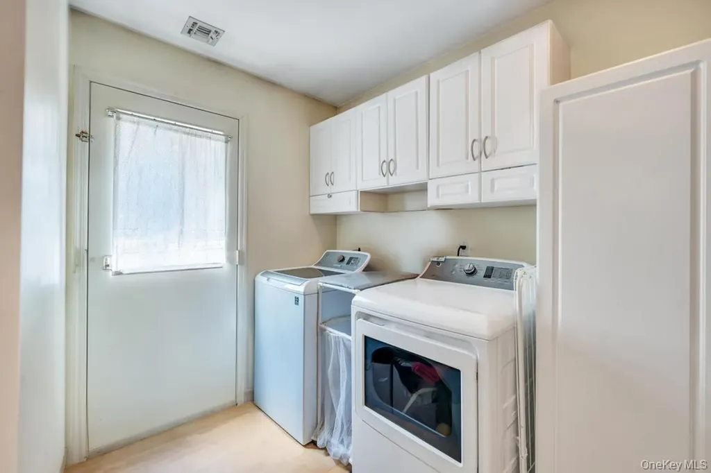 32 Prince Road Rocky Point NY 11778