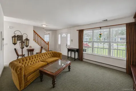 32 Prince Road Rocky Point NY 11778