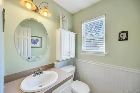 32 Prince Road Rocky Point NY 11778
