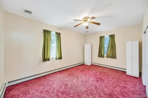 32 Prince Road Rocky Point NY 11778