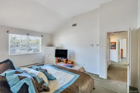 32 Prince Road Rocky Point NY 11778