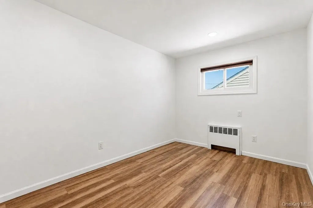 27 Jane Drive North Babylon NY 11703