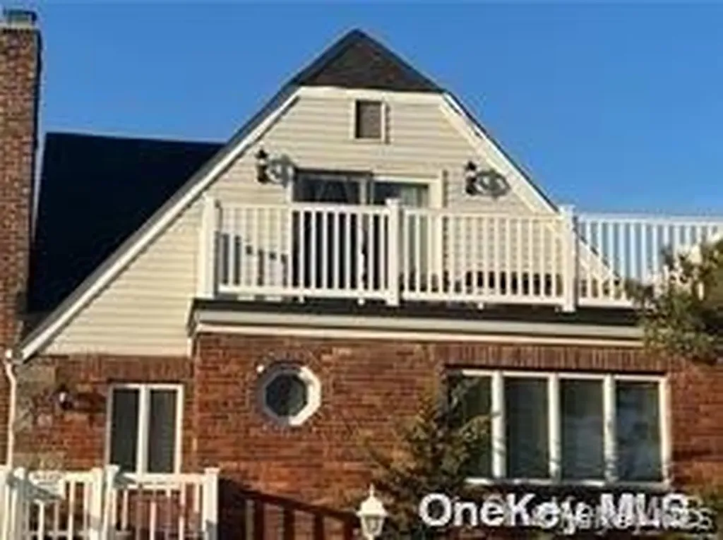 611 W Broadway Long Beach NY 11561