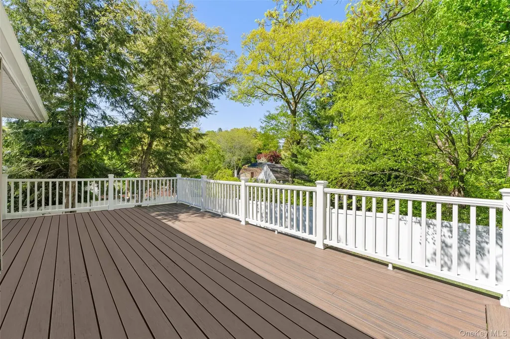 20 Cornell Drive Hartsdale NY 10530