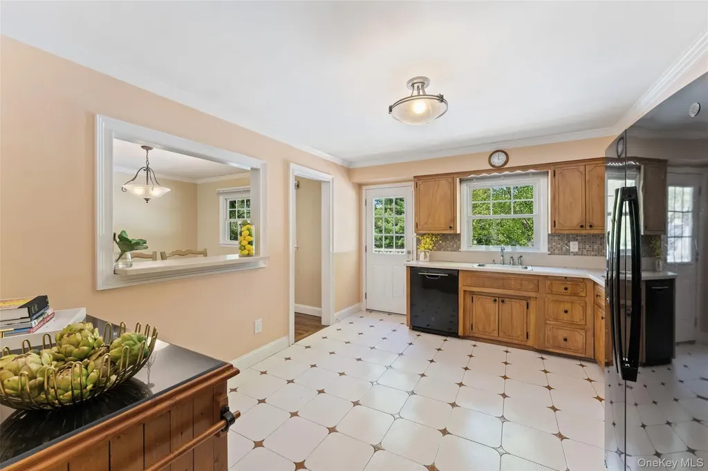 20 Cornell Drive Hartsdale NY 10530