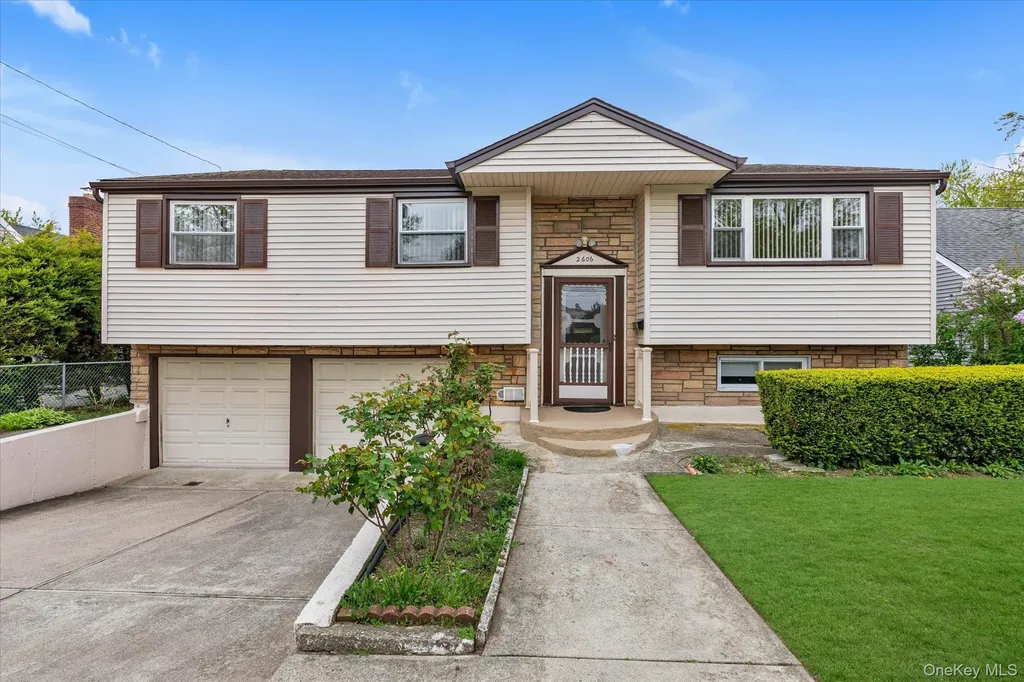 2606 Beach Drive Merrick NY 11566