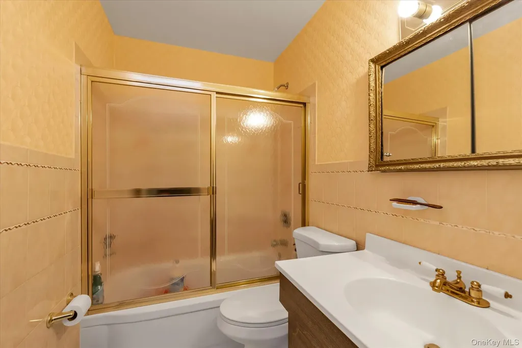 2606 Beach Drive Merrick NY 11566
