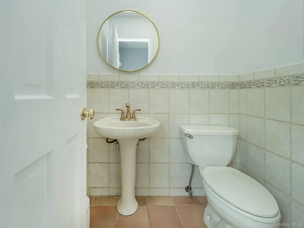 81 Huntington Road Garden City NY 11530