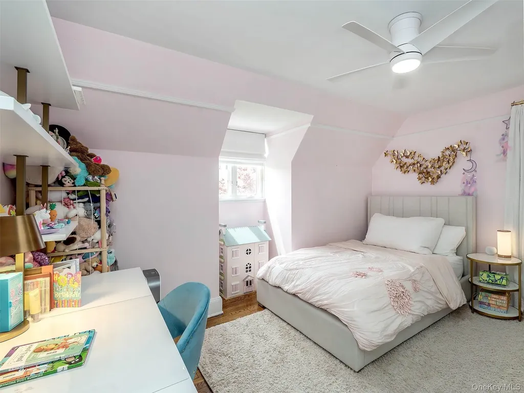 81 Huntington Road Garden City NY 11530