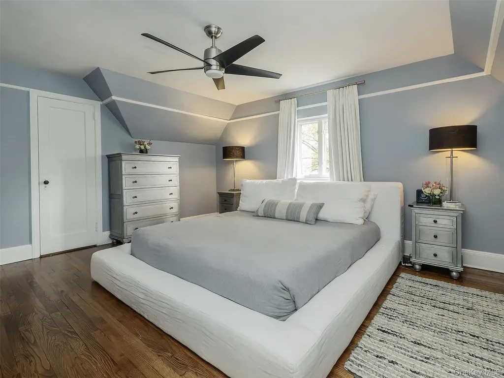 81 Huntington Road Garden City NY 11530