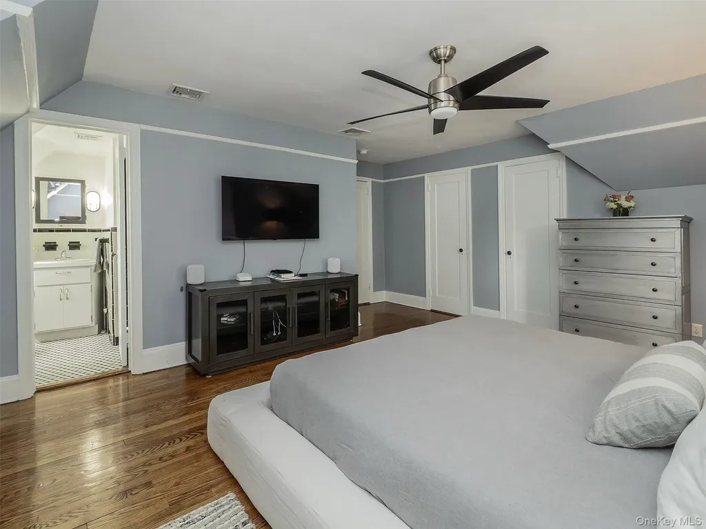 81 Huntington Road Garden City NY 11530