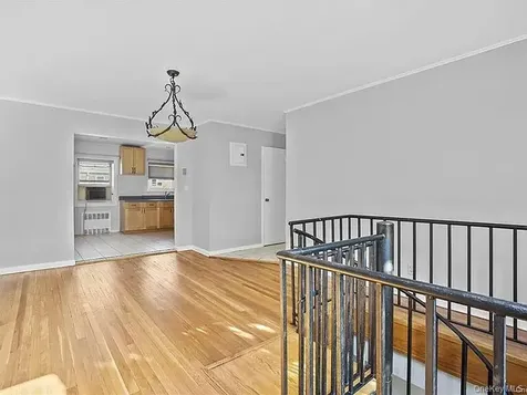 183 Drake Avenue New Rochelle NY 10805