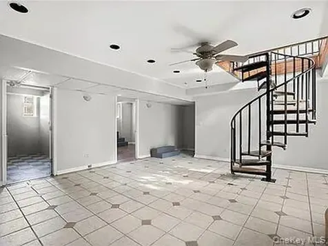 183 Drake Avenue New Rochelle NY 10805