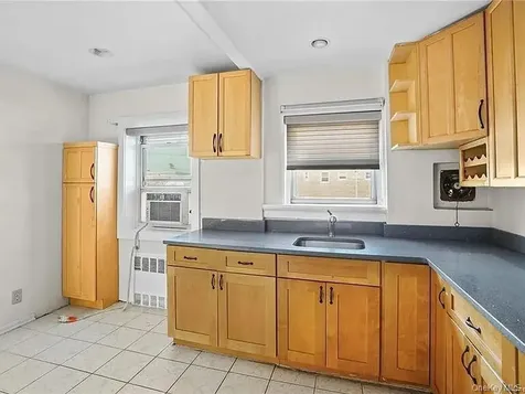 183 Drake Avenue New Rochelle NY 10805