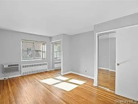 183 Drake Avenue New Rochelle NY 10805