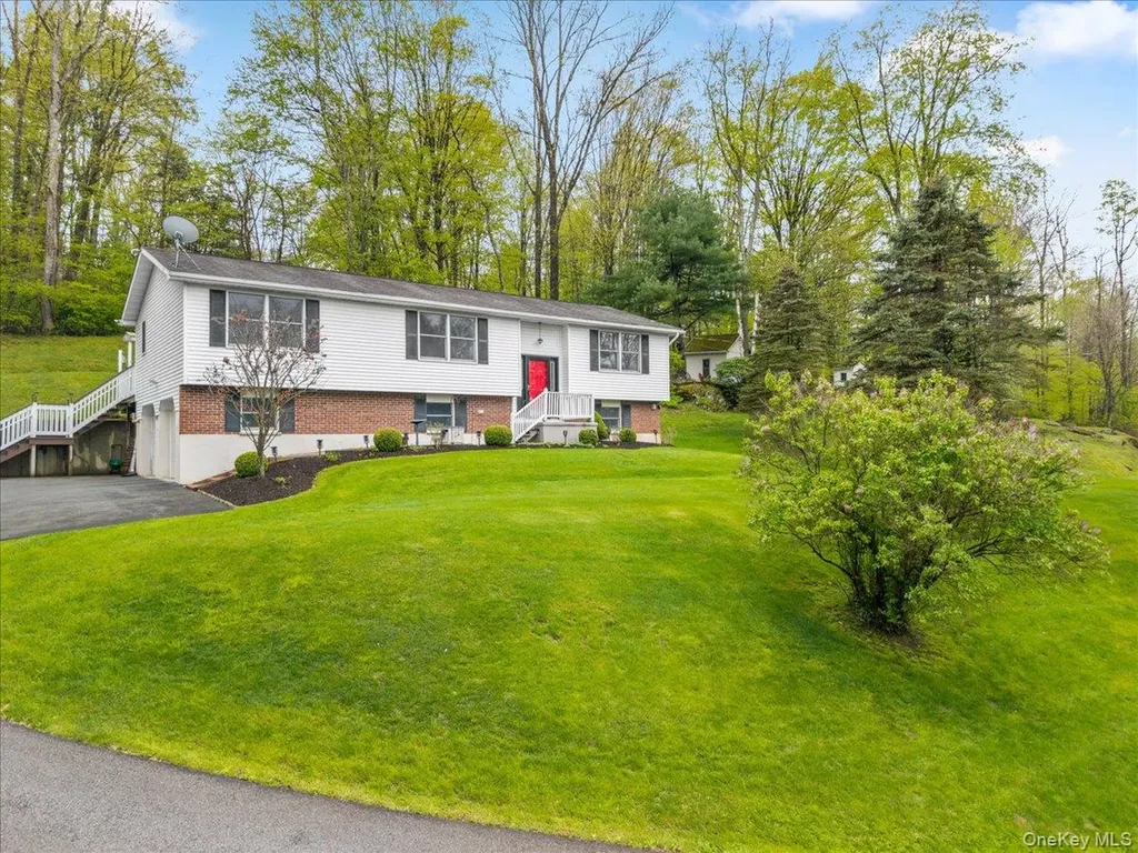 978 W Dover Road Pawling NY 12564