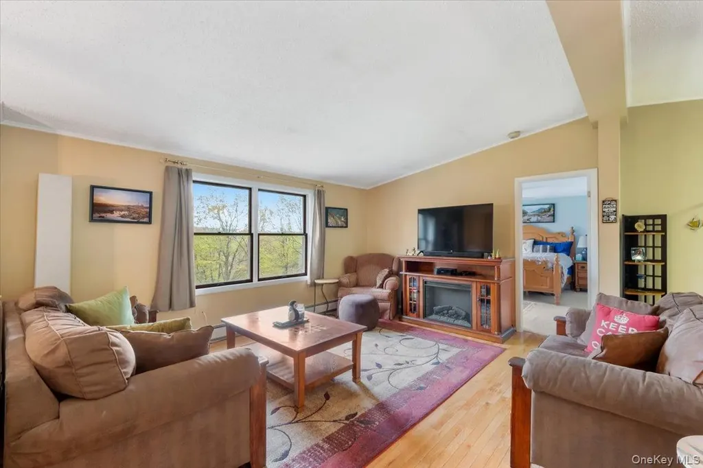 978 W Dover Road Pawling NY 12564
