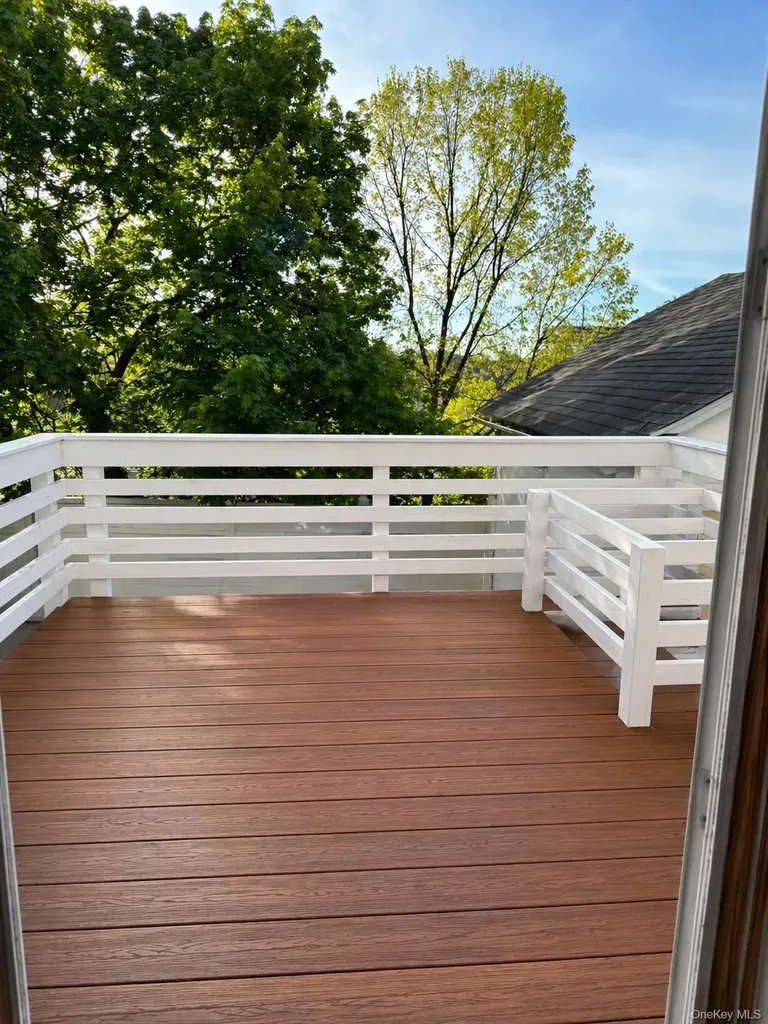108 Saint James Terrace Yonkers NY 10704