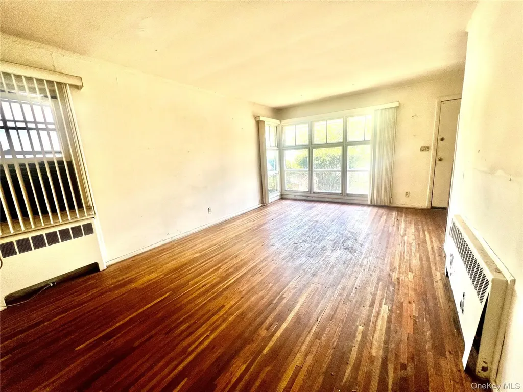 446 Howard Avenue Woodmere NY 11598