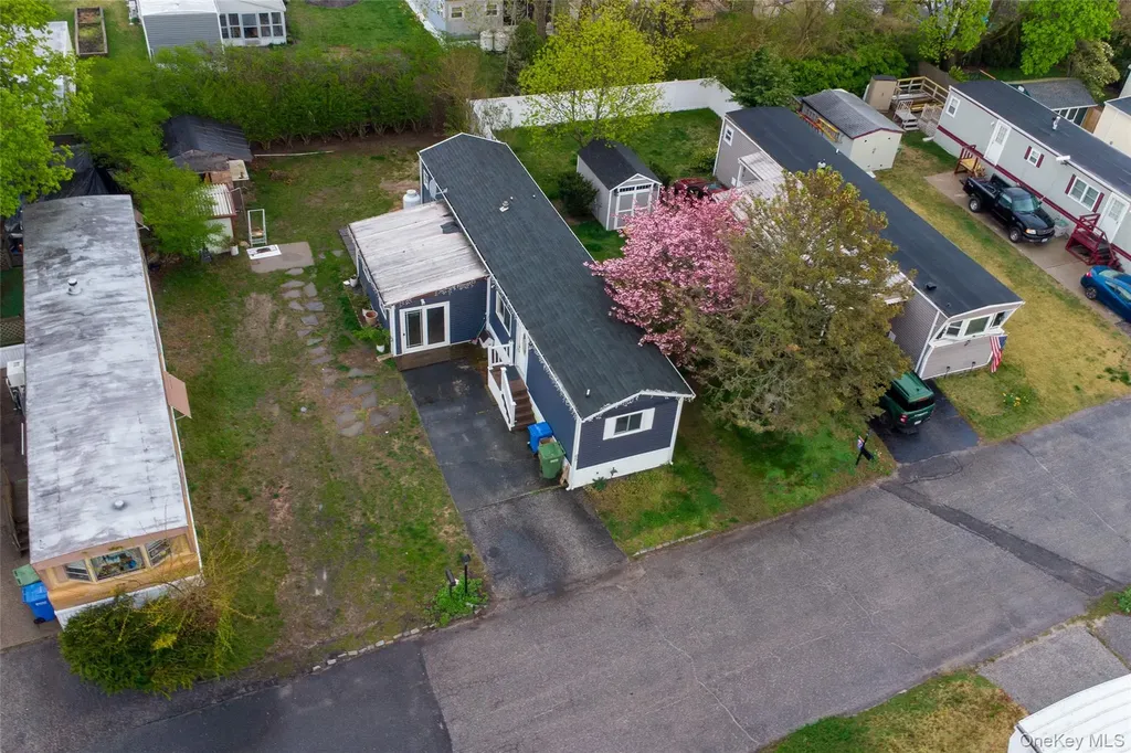 65 Minuteman Drive Islip NY 11716