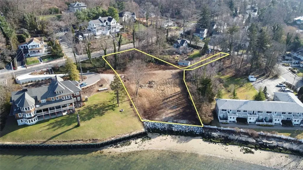 229 Woodbine Avenue Northport NY 11768