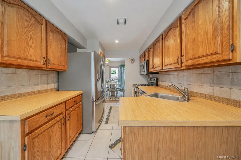 80 Jeremy Circle Nesconset NY 11767