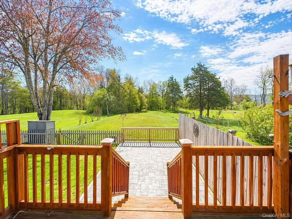 4181 Us Highway 209 Stone Ridge NY 12484