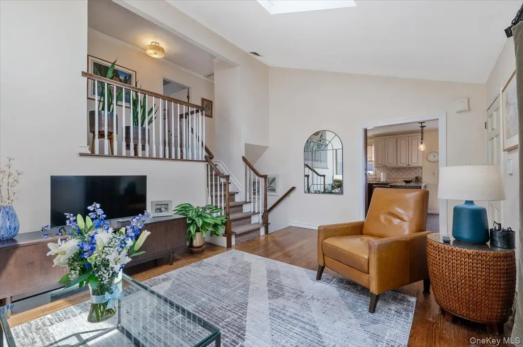 12 W Orlando Street Massapequa NY 11758