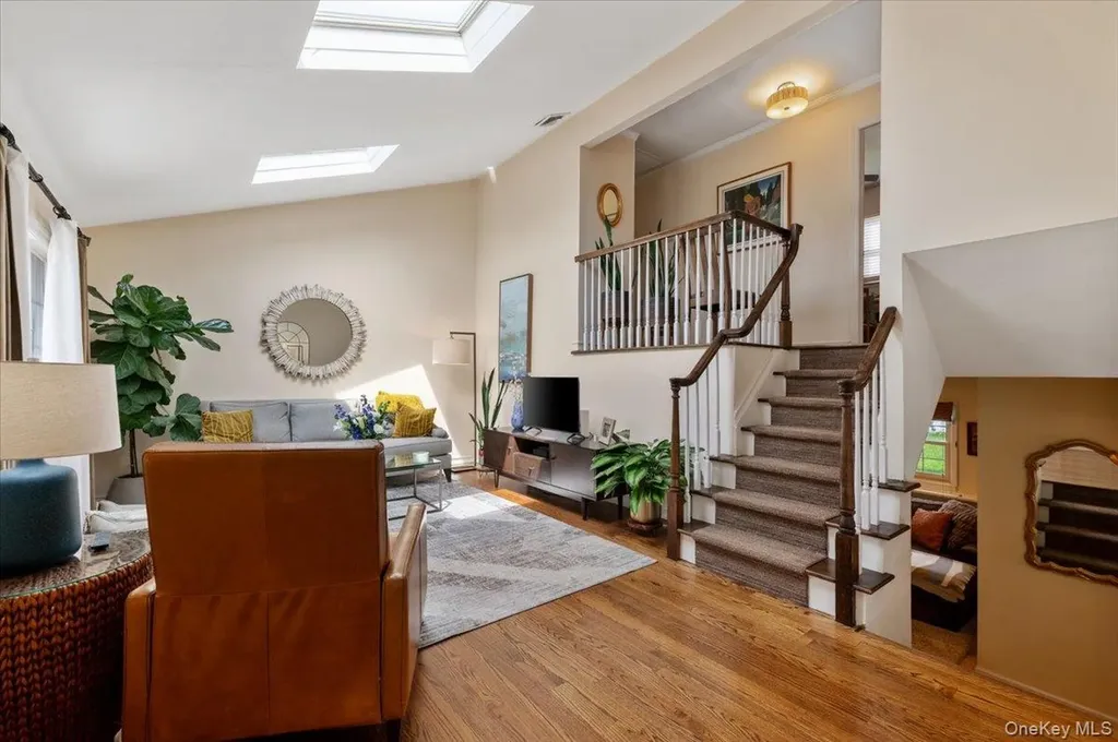 12 W Orlando Street Massapequa NY 11758