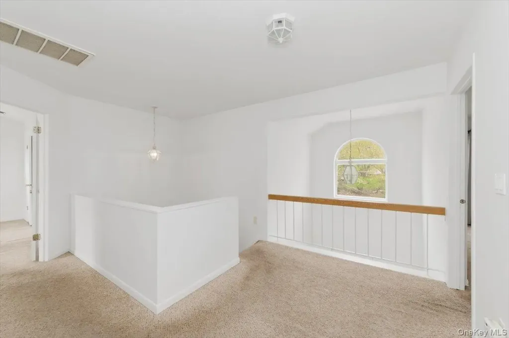 22 Spinnaker Lane East Patchogue NY 11772