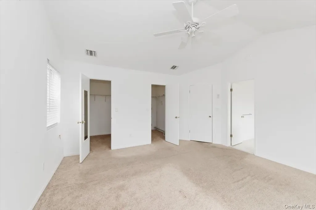 22 Spinnaker Lane East Patchogue NY 11772