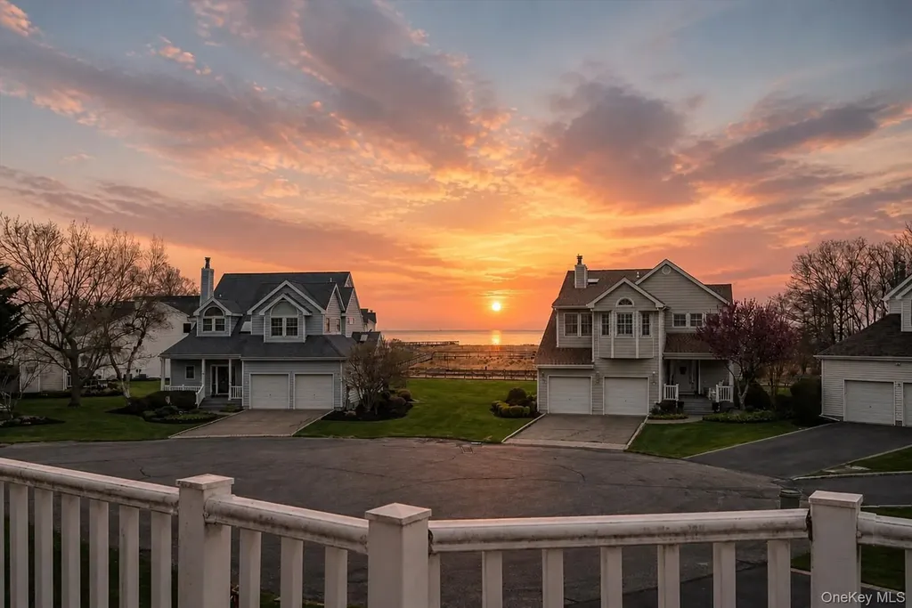 22 Spinnaker Lane East Patchogue NY 11772