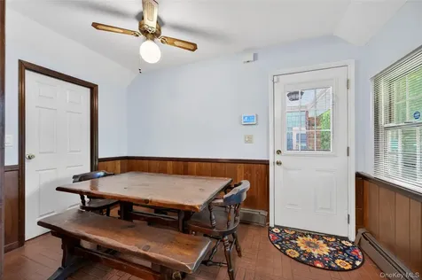 261 Wright Avenue Carle Place NY 11514