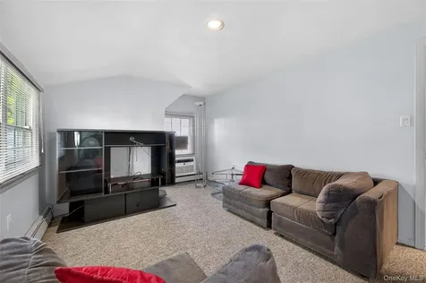 261 Wright Avenue Carle Place NY 11514