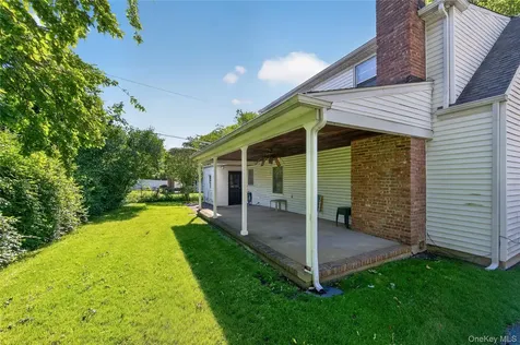 261 Wright Avenue Carle Place NY 11514