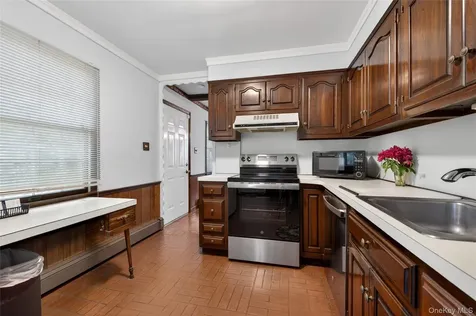 261 Wright Avenue Carle Place NY 11514