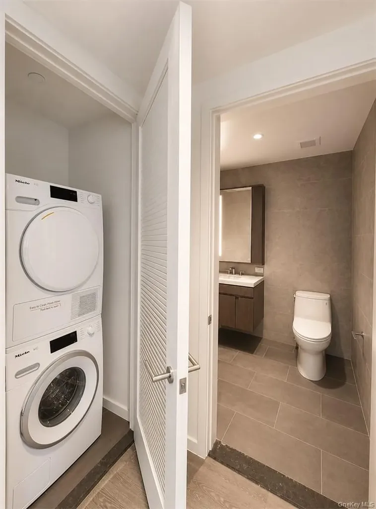 13336 37th Avenue Flushing NY 11354
