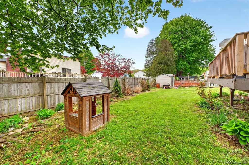 15 Roslyn Road Carmel NY 10512