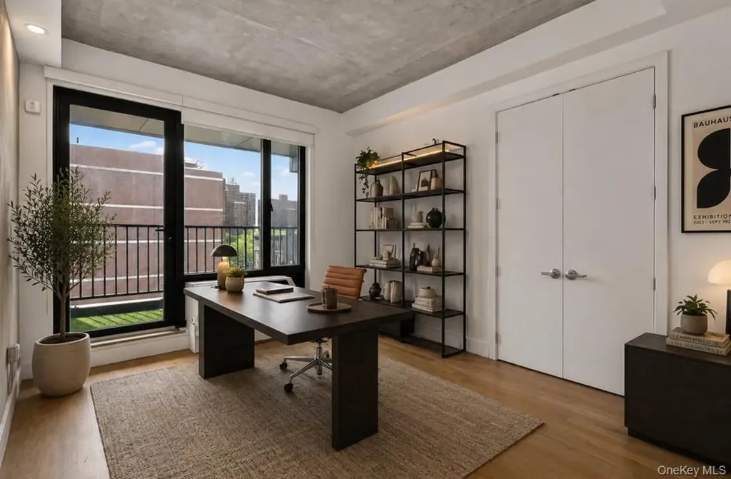 225 E 138th Street Bronx NY 10451